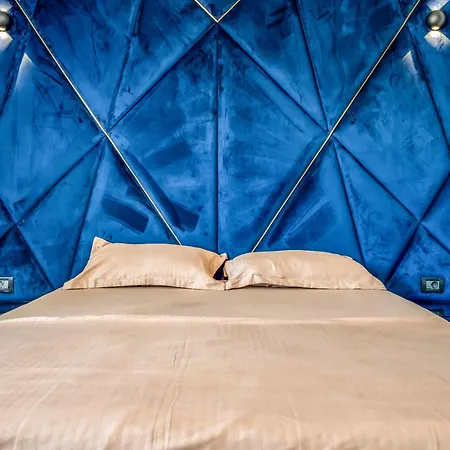 House Luxury Boekarest